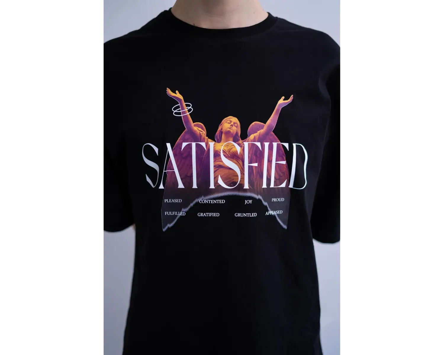 Unisex Satisfied Siyah Tshirt
