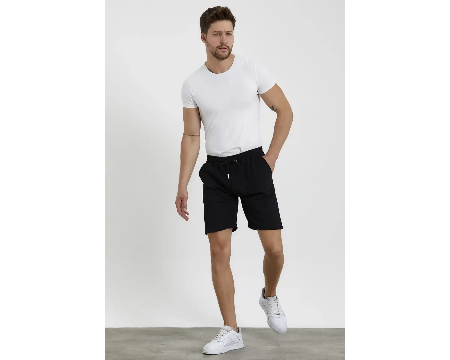 Unisex Slim Fitt Beyaz 2 Iplik Yazlık Ince Spor Şort