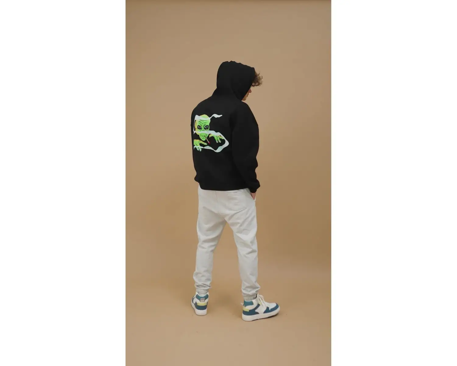 Unisex Smoking Alien Sweatshirt Hoodie Siyah