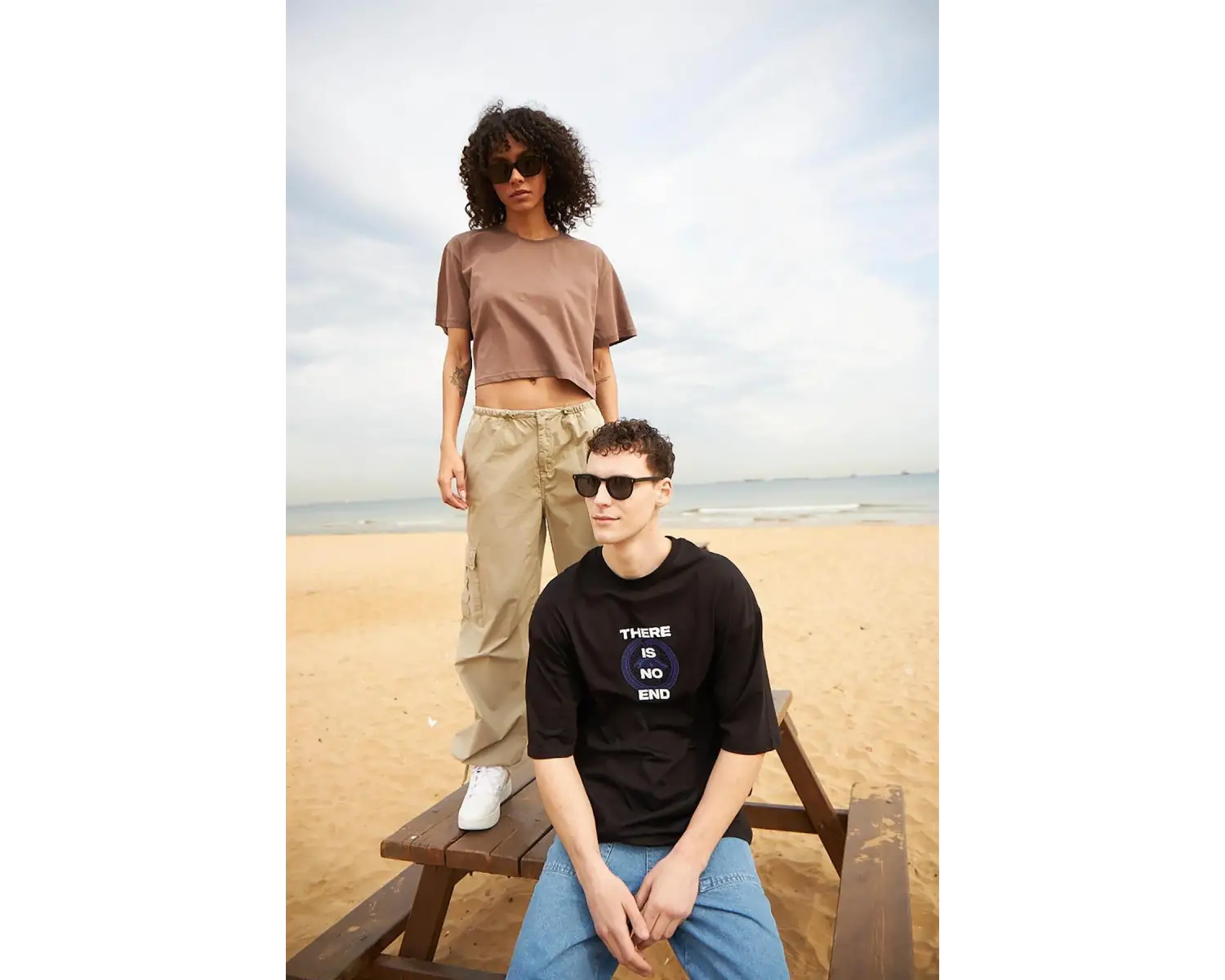 Unisex There Is No End Tshirt Siyah