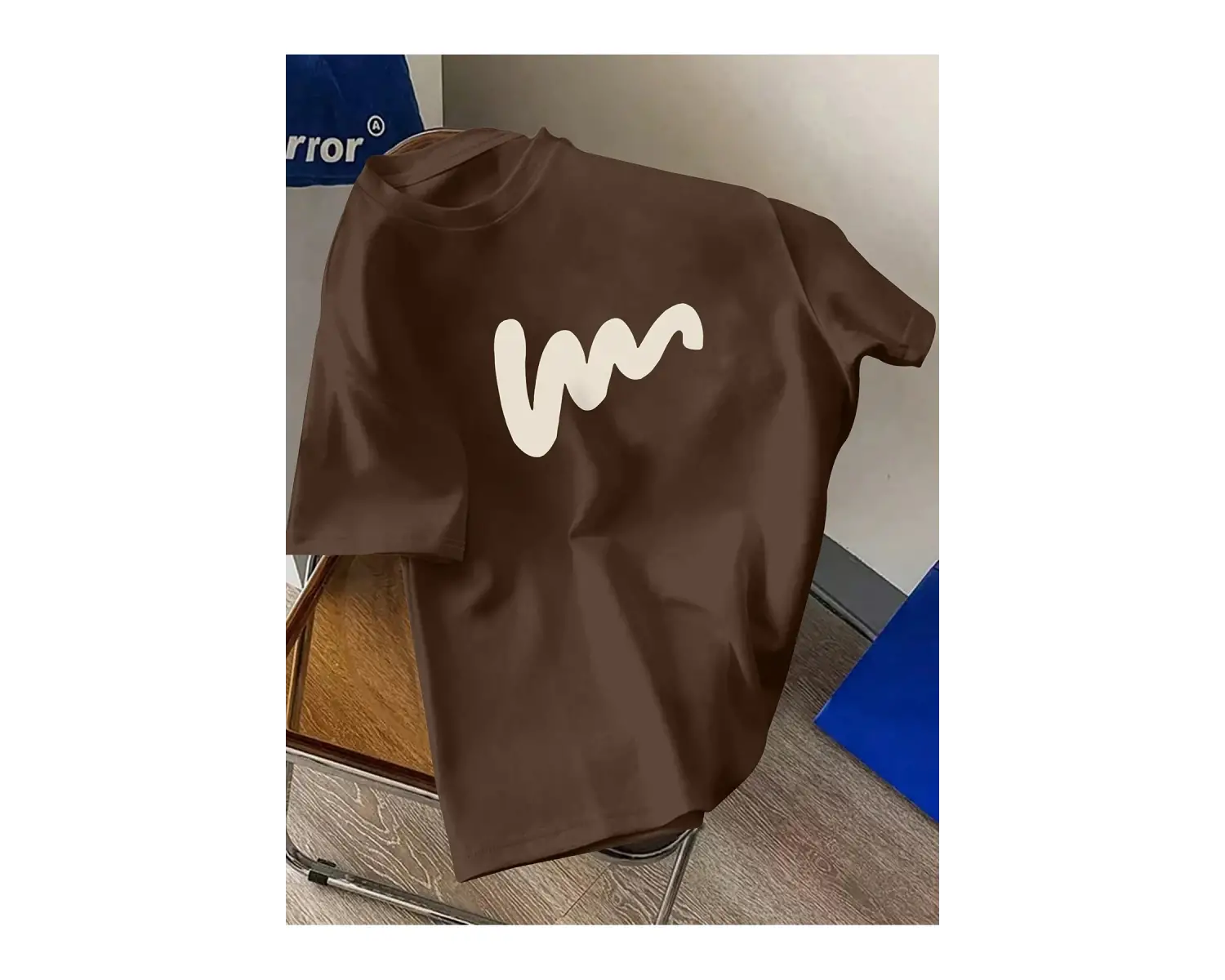 Unisex W Baskılı Tasarım