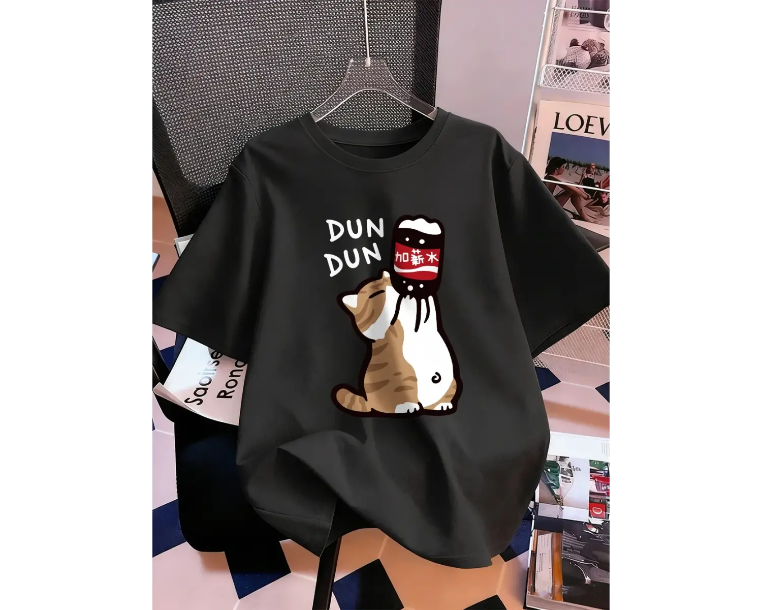 Urban Pop Graphic Kadın Tişört KoleksiyonuKod 5081