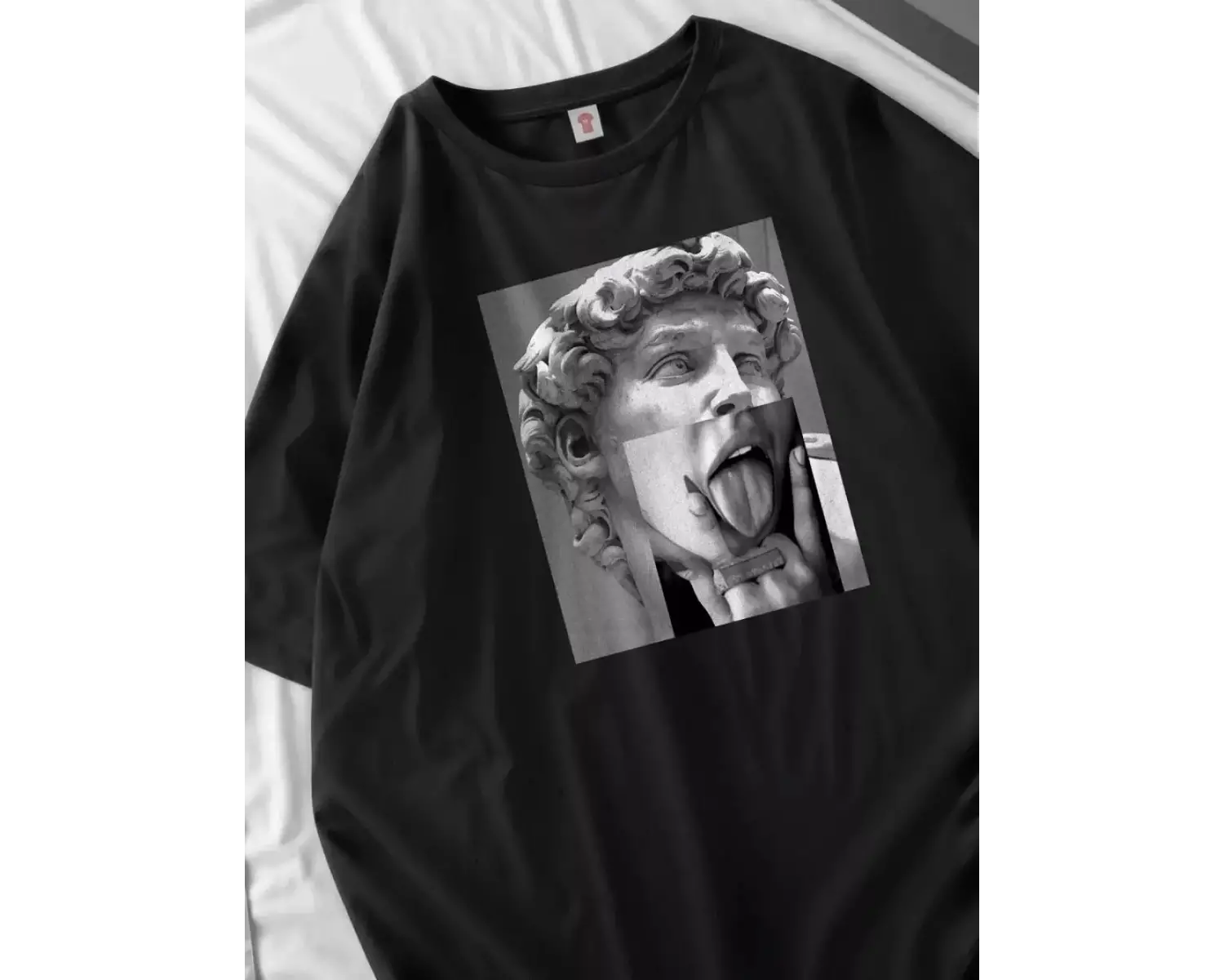 Urban Pop Graphic Kadın Tişört KoleksiyonuKod 5089