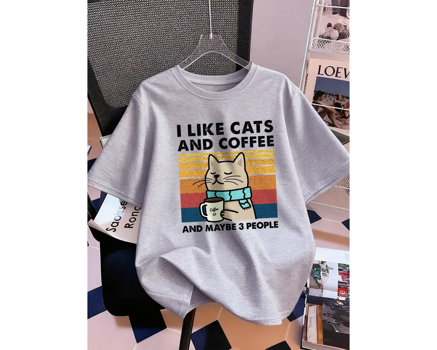 Urban Pop Graphic Kadın Tişört KoleksiyonuKod 5092