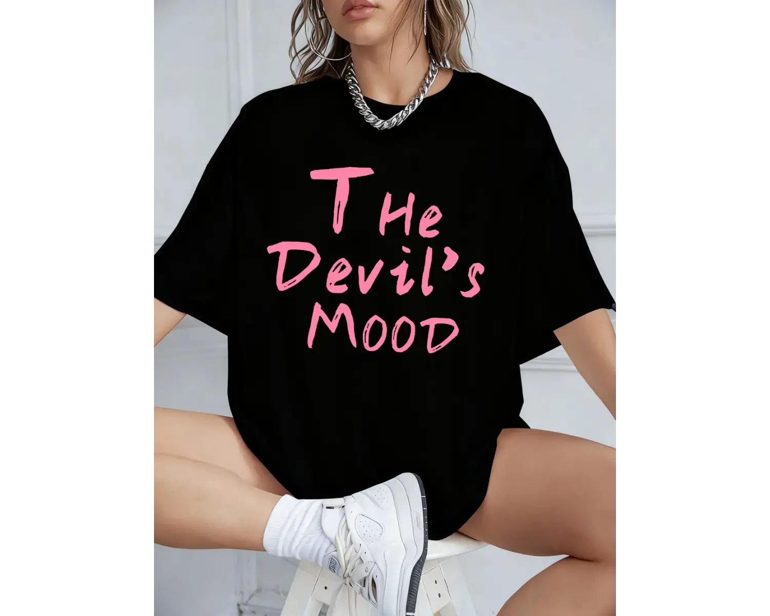 Urban Pop Graphic Kadın Tişört KoleksiyonuKod 5106