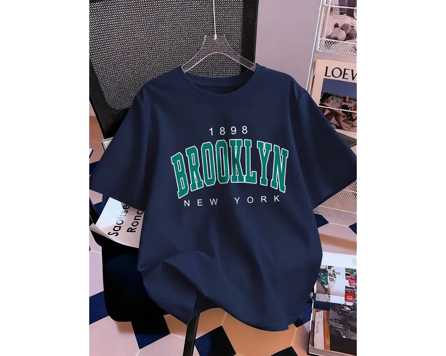 Urban Pop Graphic Kadın Tişört KoleksiyonuKod 5116