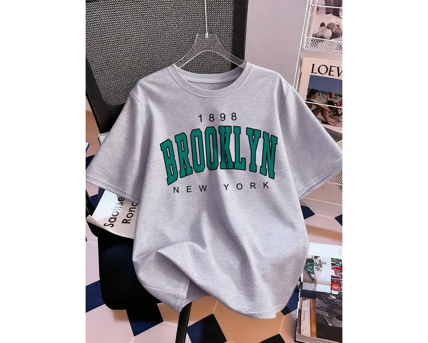 Urban Pop Graphic Kadın Tişört KoleksiyonuKod 5116