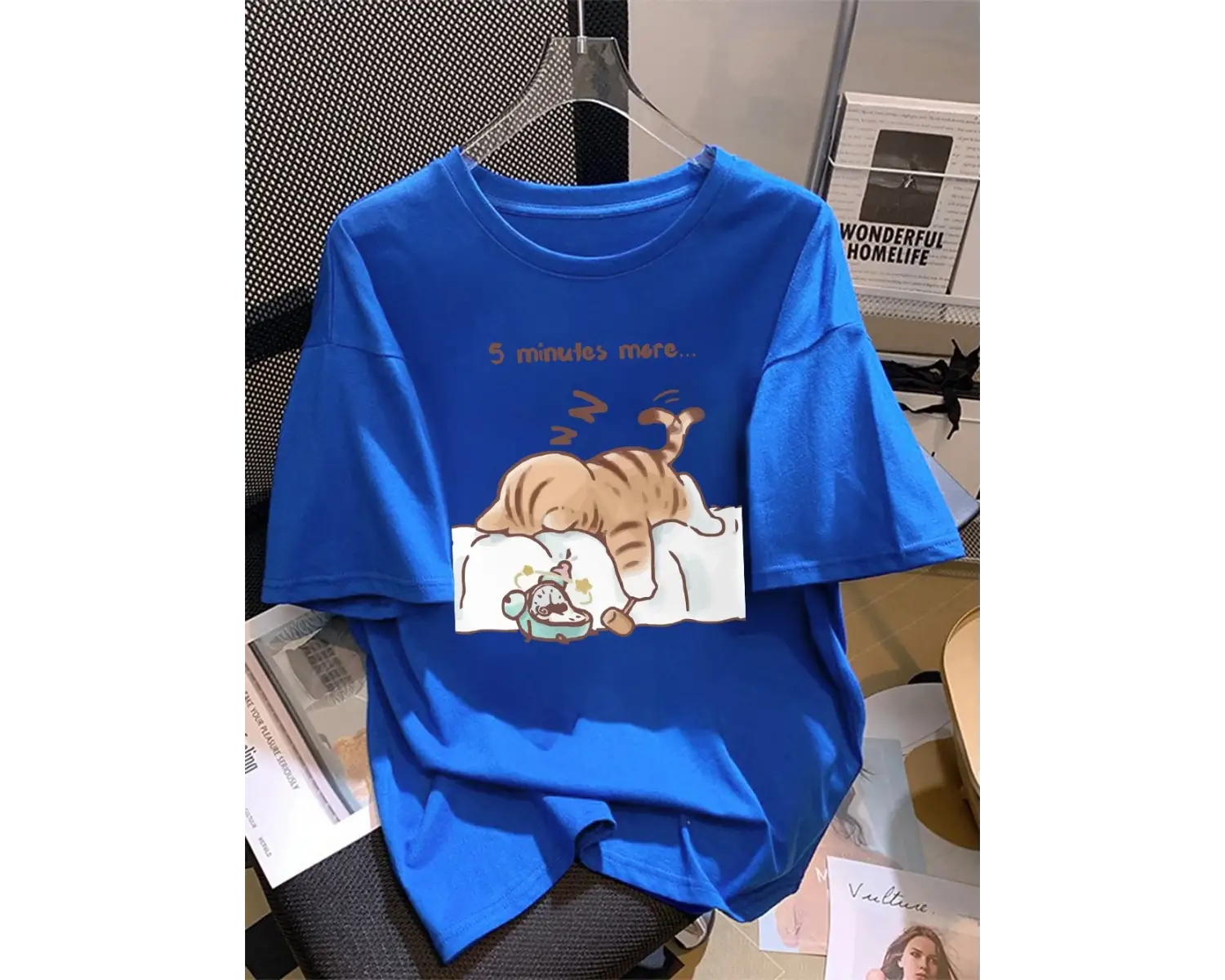 Urban Pop Graphic Kadın Tişört KoleksiyonuKod 5122