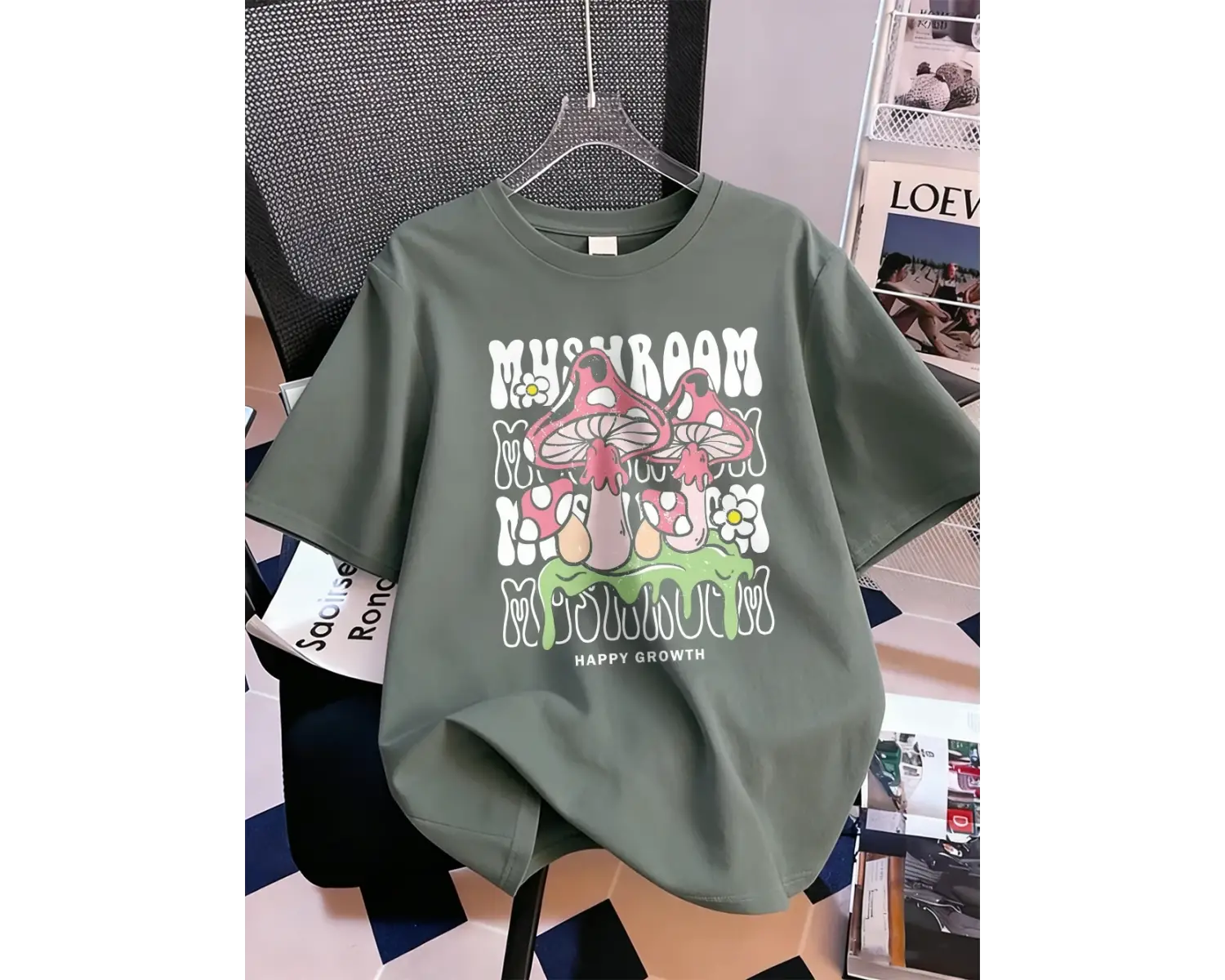 Urban Pop Graphic Kadın Tişört KoleksiyonuKod 5130