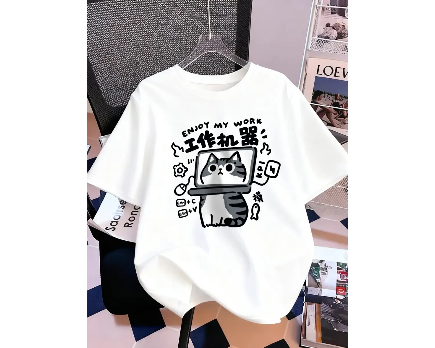 Urban Pop Graphic Kadın Tişört KoleksiyonuKod 5133