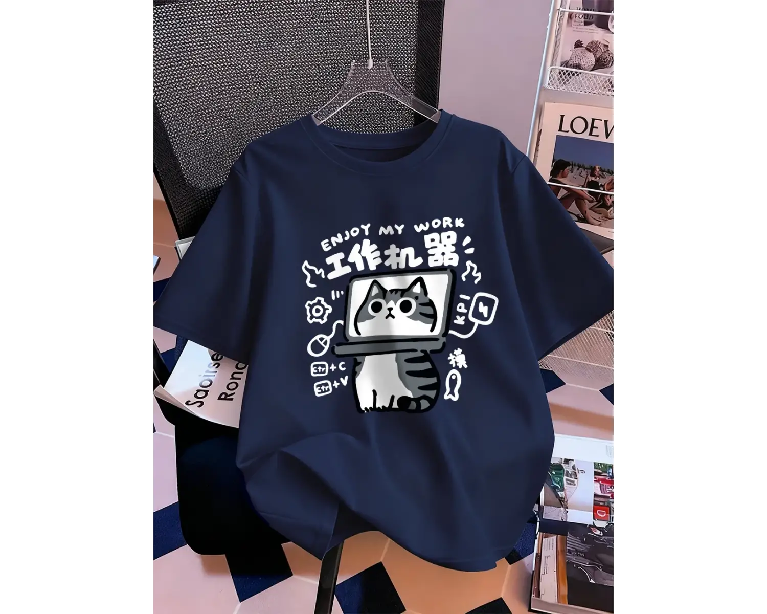 Urban Pop Graphic Kadın Tişört KoleksiyonuKod 5133