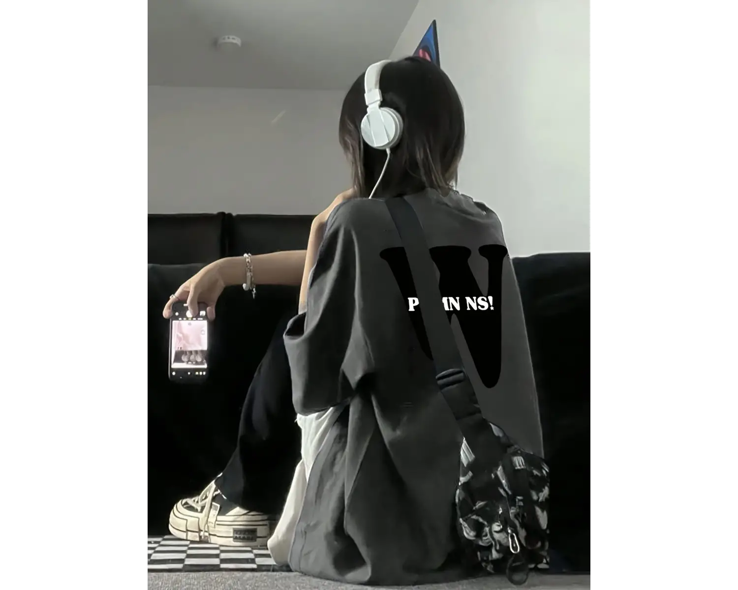 Urban Pop Graphic Kadın Tişört KoleksiyonuKod 5137