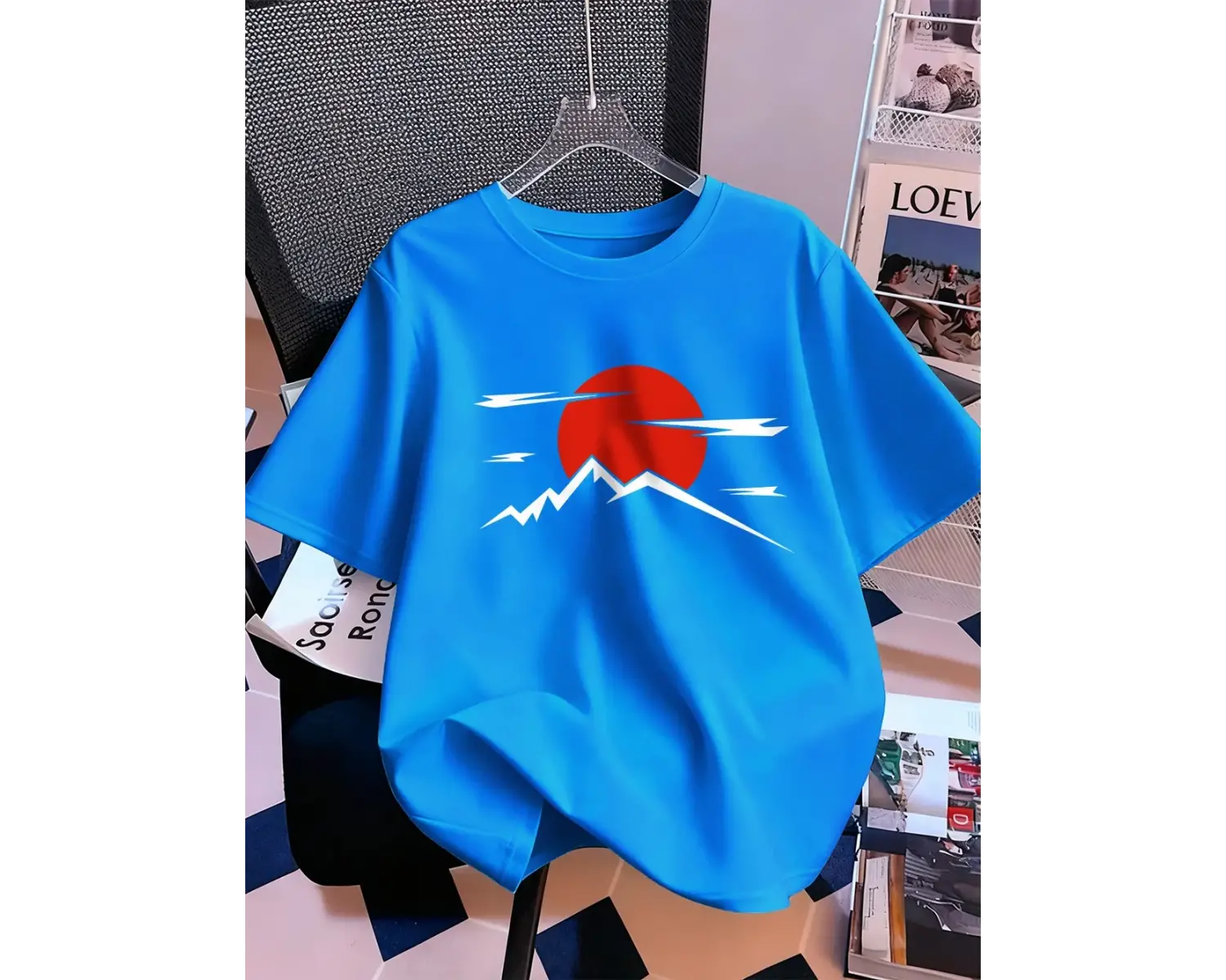 Urban Pop Graphic Kadın Tişört KoleksiyonuKod 5143