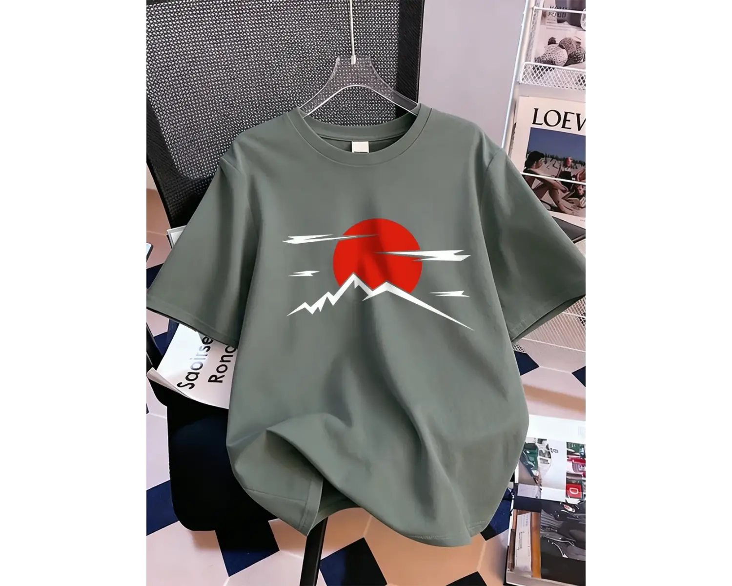 Urban Pop Graphic Kadın Tişört KoleksiyonuKod 5143