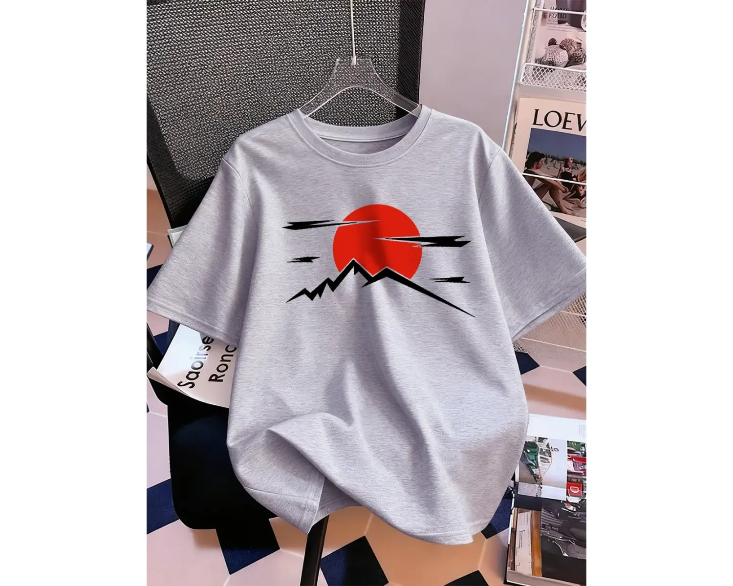 Urban Pop Graphic Kadın Tişört KoleksiyonuKod 5143