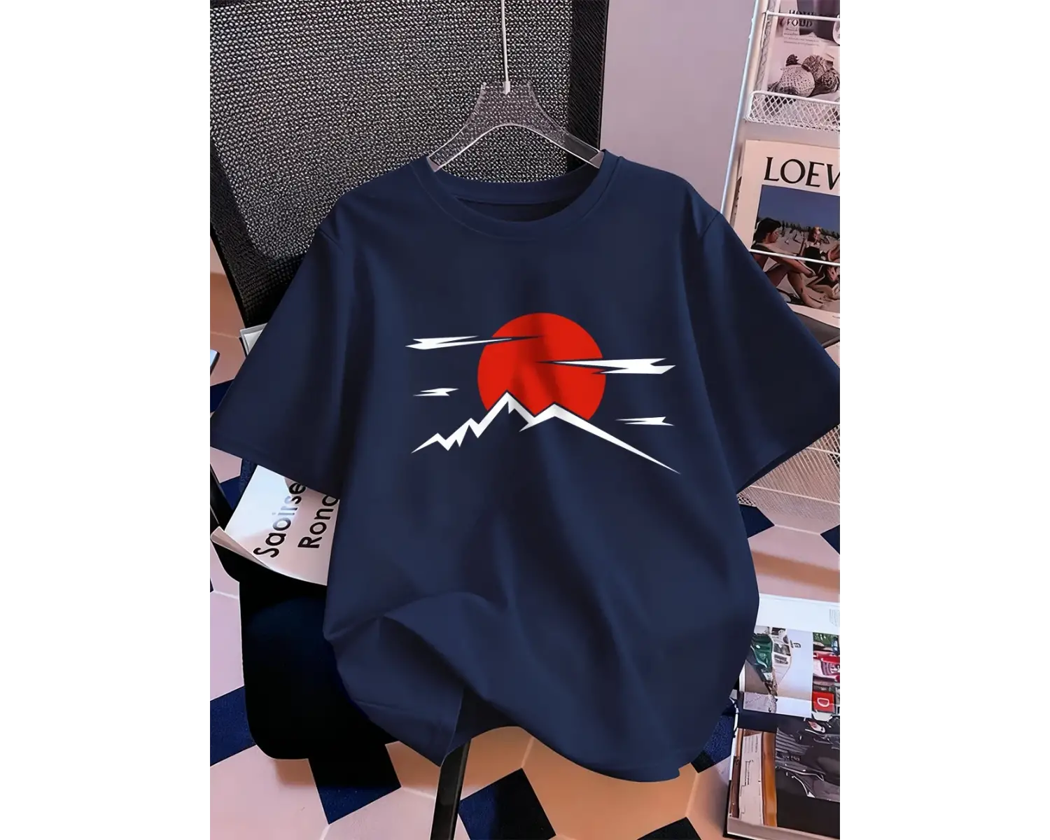 Urban Pop Graphic Kadın Tişört KoleksiyonuKod 5143