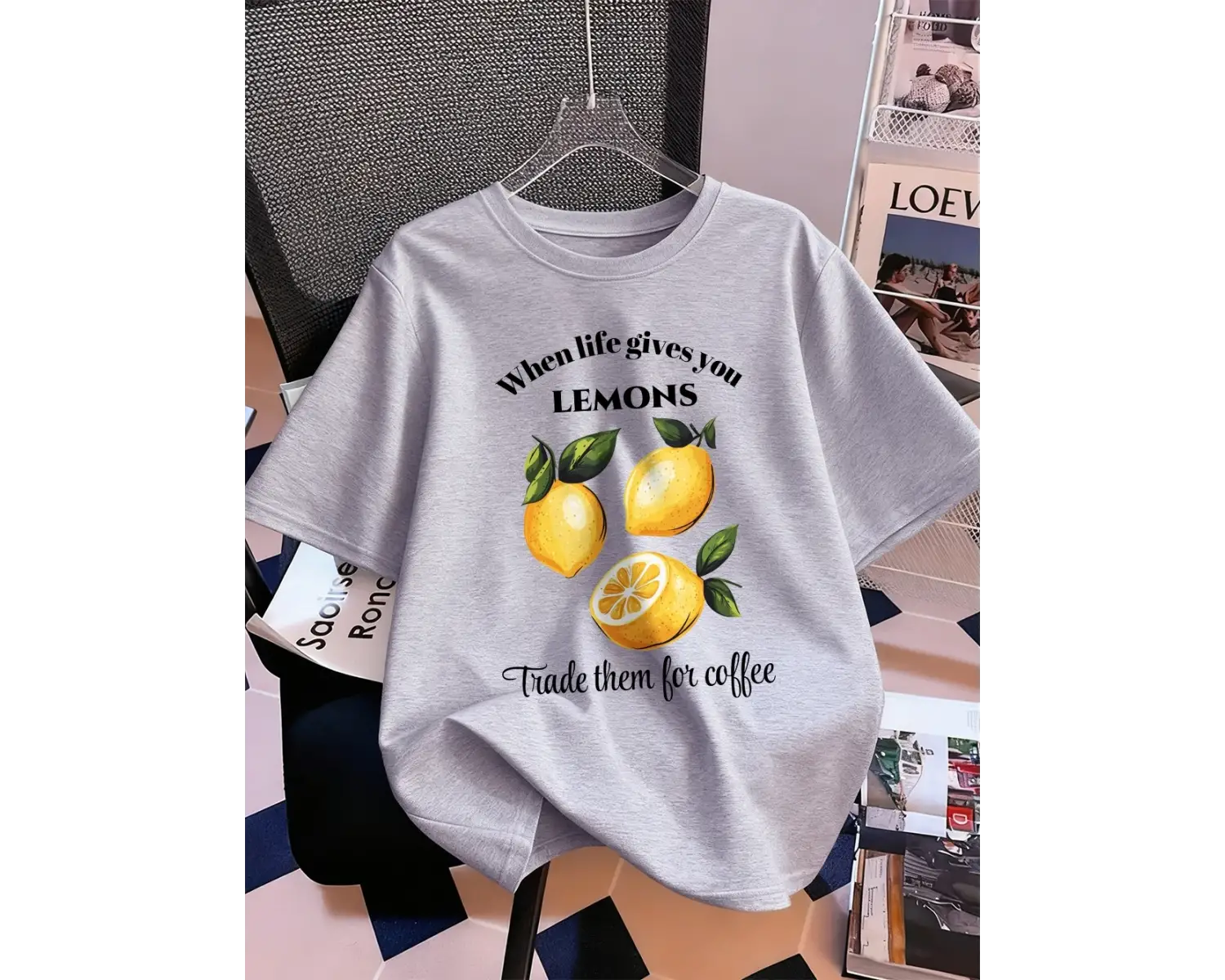 Urban Pop Graphic Kadın Tişört KoleksiyonuKod 5145