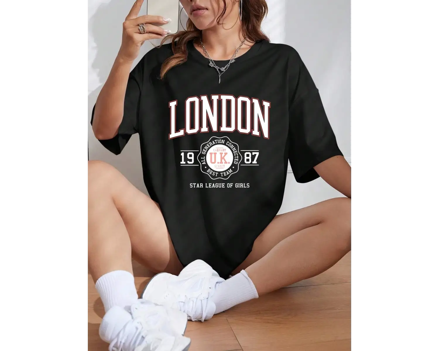 Urban Pop Graphic Kadın Tişört KoleksiyonuKod 5149