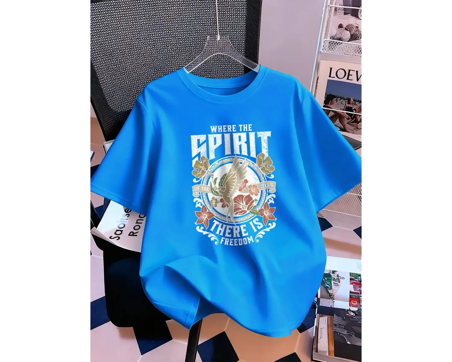 Urban Pop Graphic Kadın Tişört KoleksiyonuKod 5151