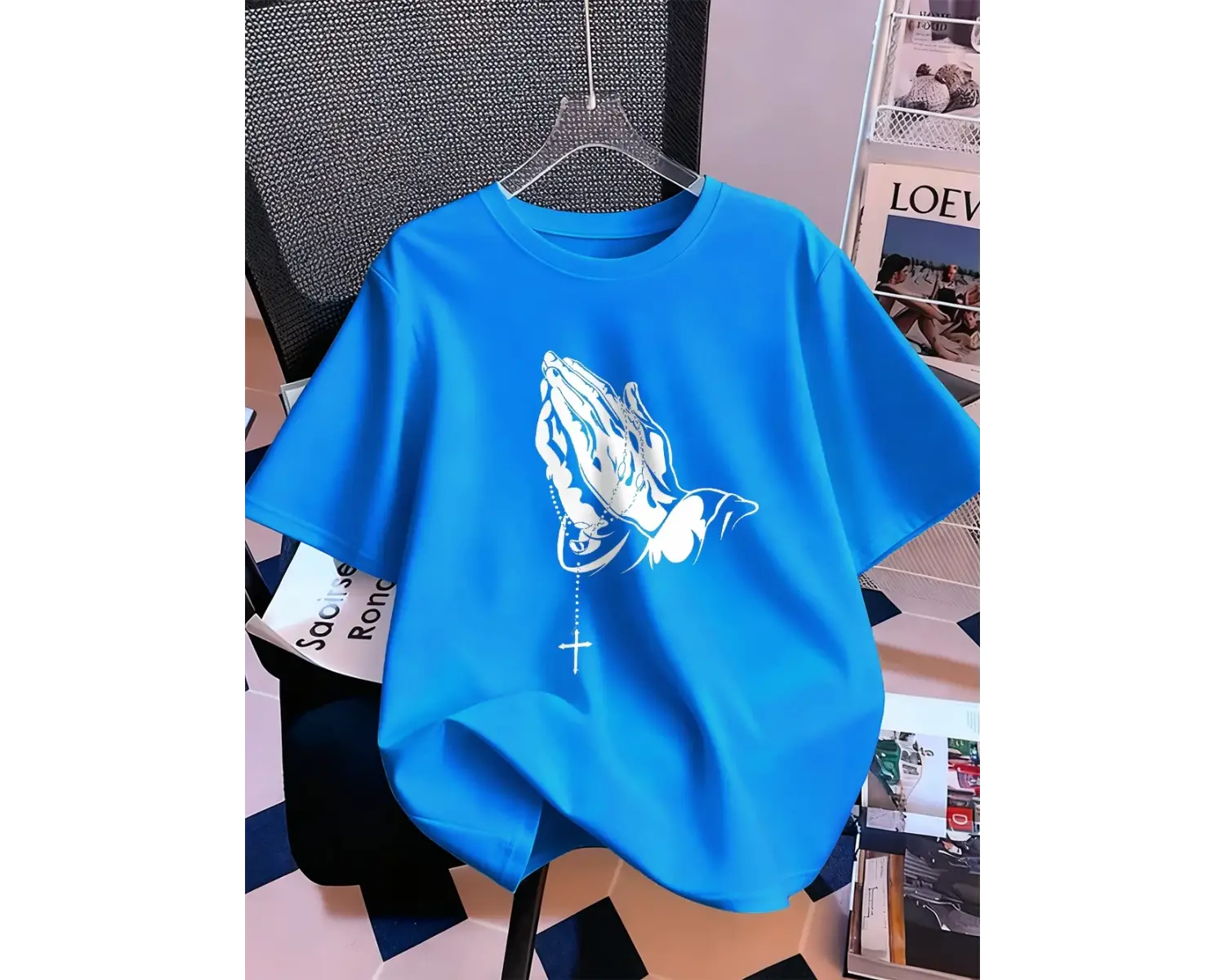 Urban Pop Graphic Kadın Tişört KoleksiyonuKod 5158