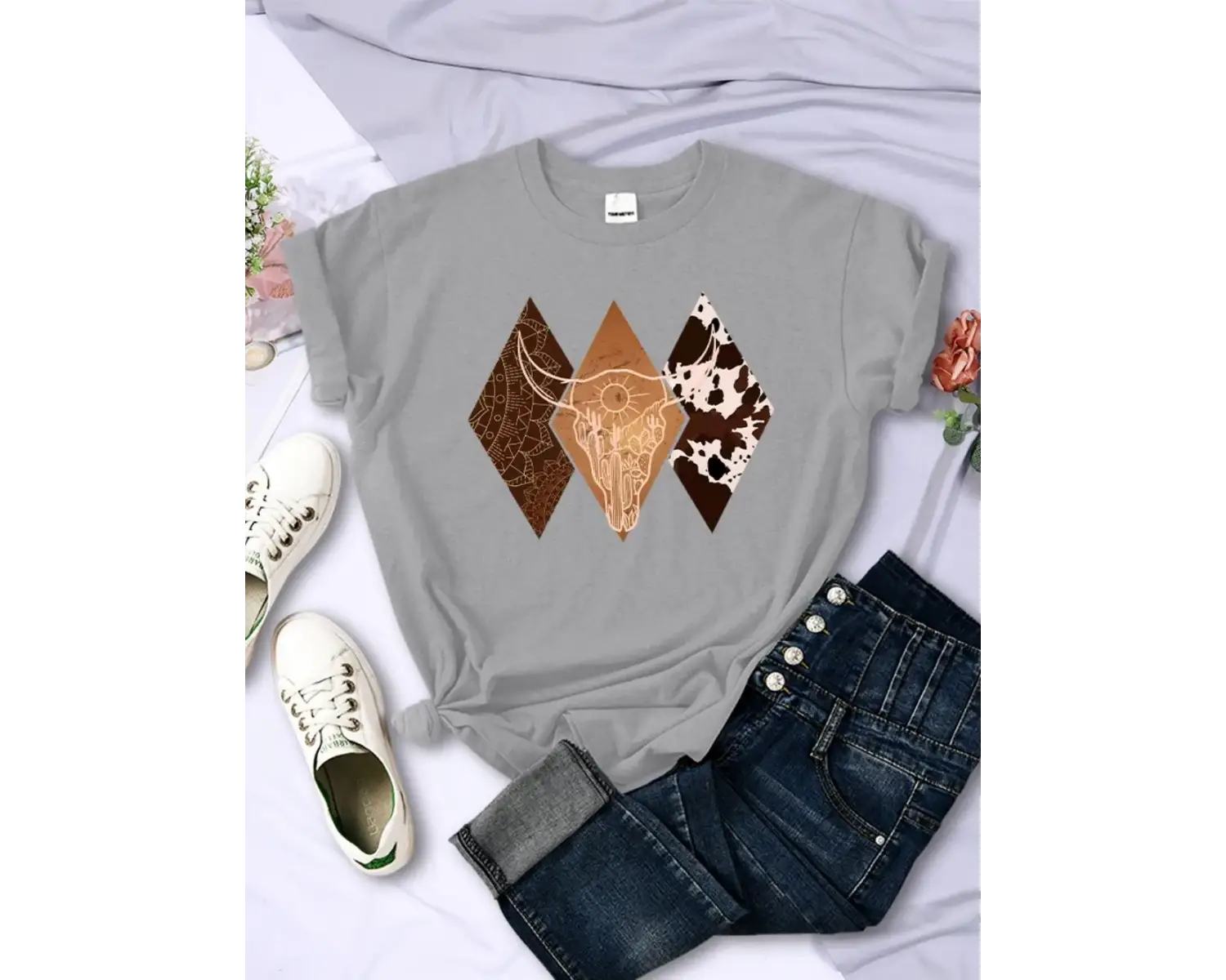 Urban Pop Graphic Kadın Tişört KoleksiyonuKod 5158