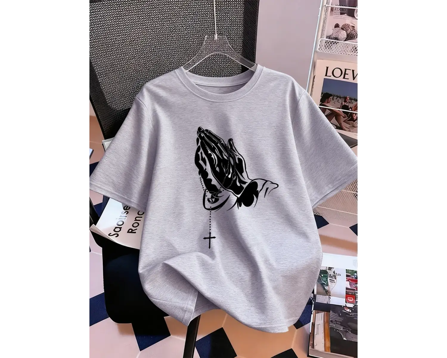 Urban Pop Graphic Kadın Tişört KoleksiyonuKod 5158