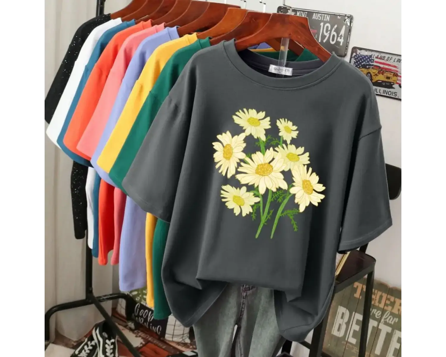 Urban Pop Graphic Kadın Tişört KoleksiyonuKod 5170