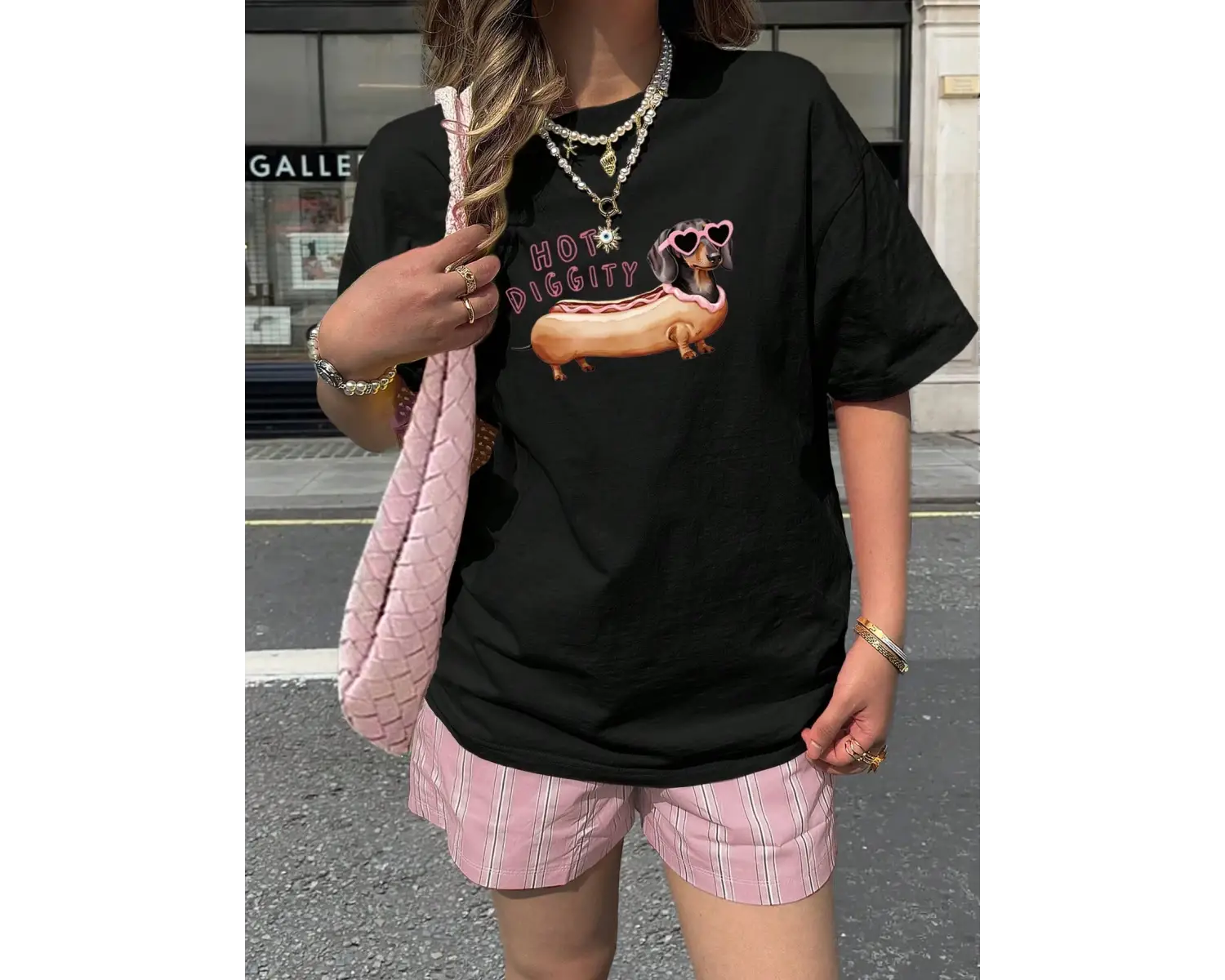 Urban Pop Graphic Kadın Tişört KoleksiyonuKod 5182