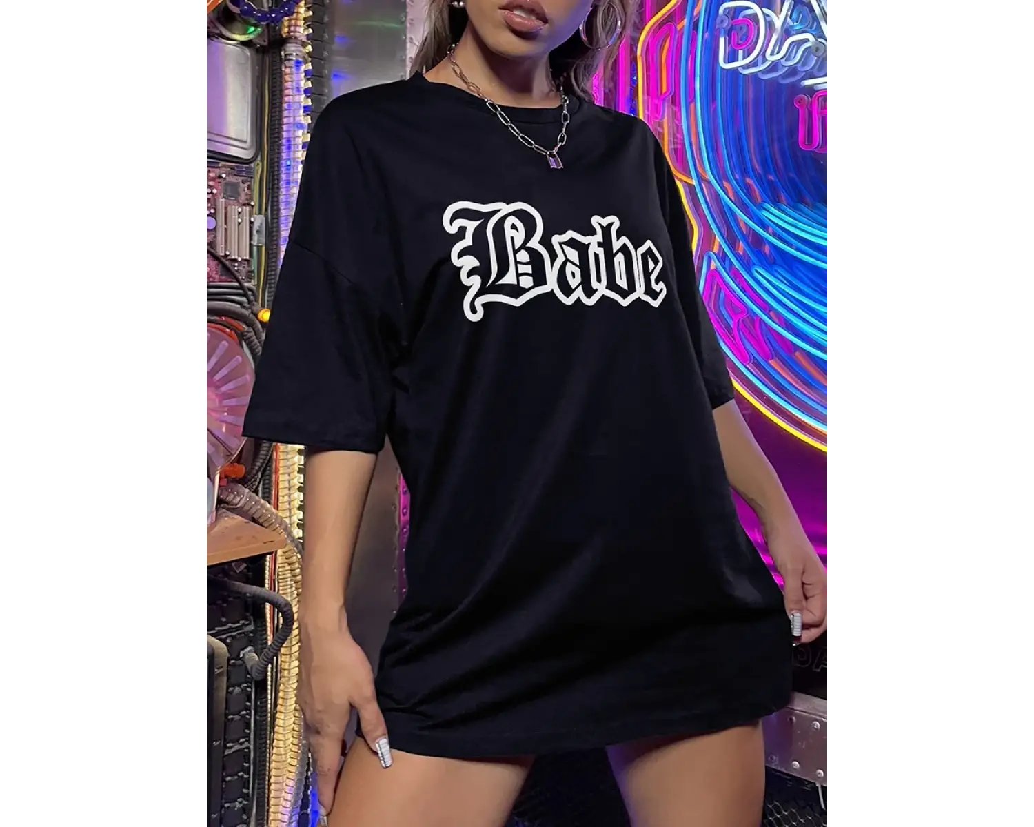 Urban Pop Graphic Kadın Tişört KoleksiyonuKod 5186