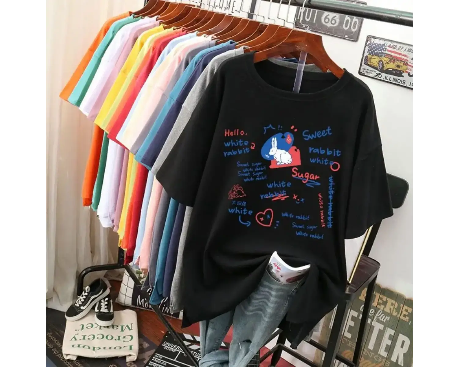 Urban Pop Graphic Kadın Tişört KoleksiyonuKod 5203