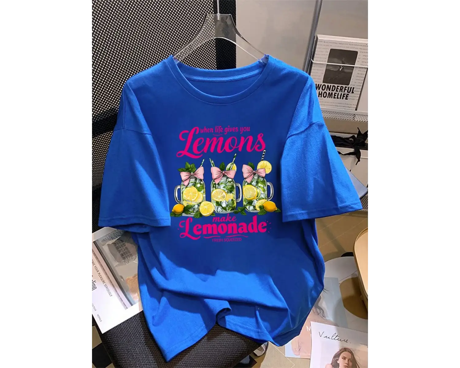 Urban Pop Graphic Kadın Tişört KoleksiyonuKod 5211