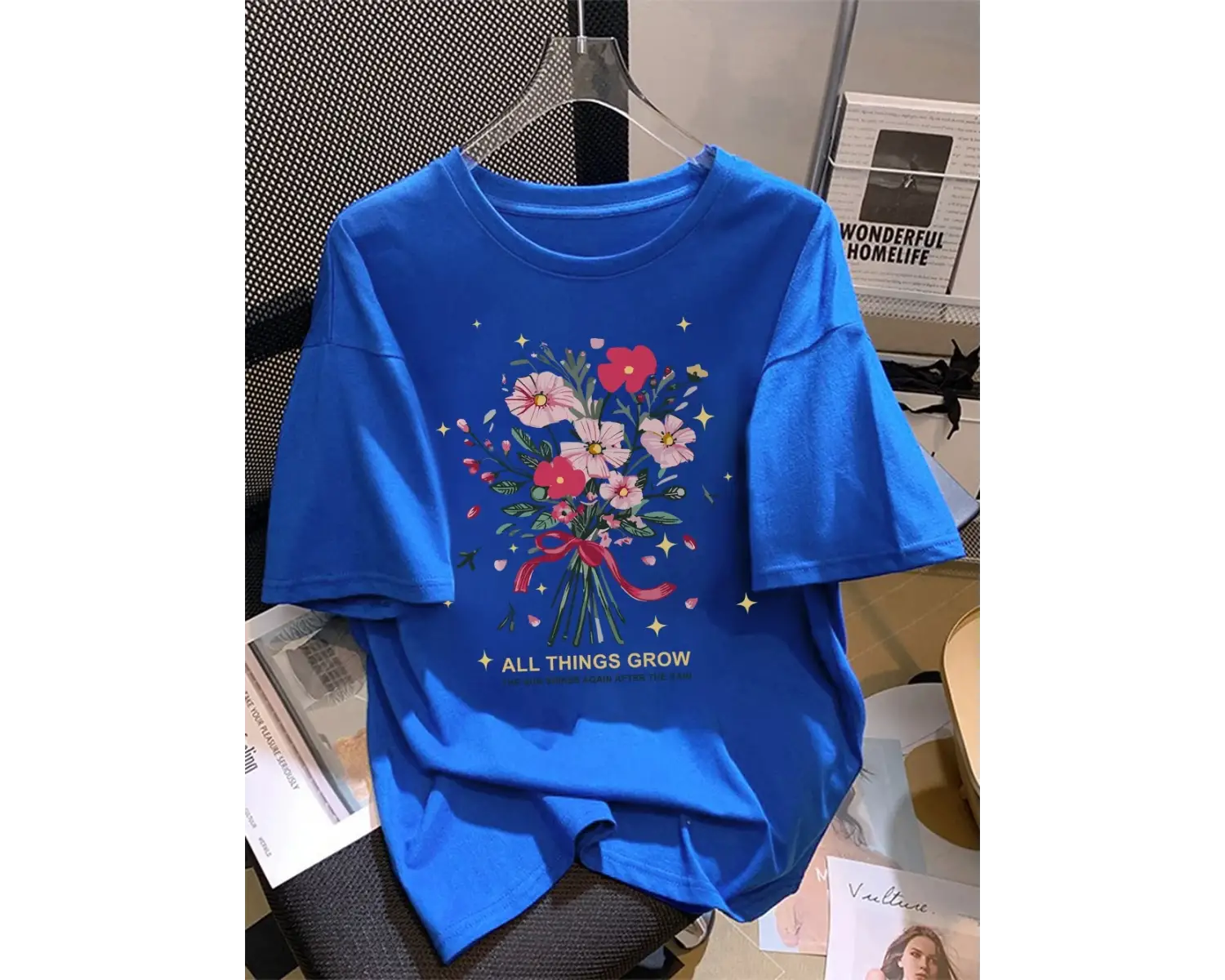 Urban Pop Graphic Kadın Tişört KoleksiyonuKod 5227