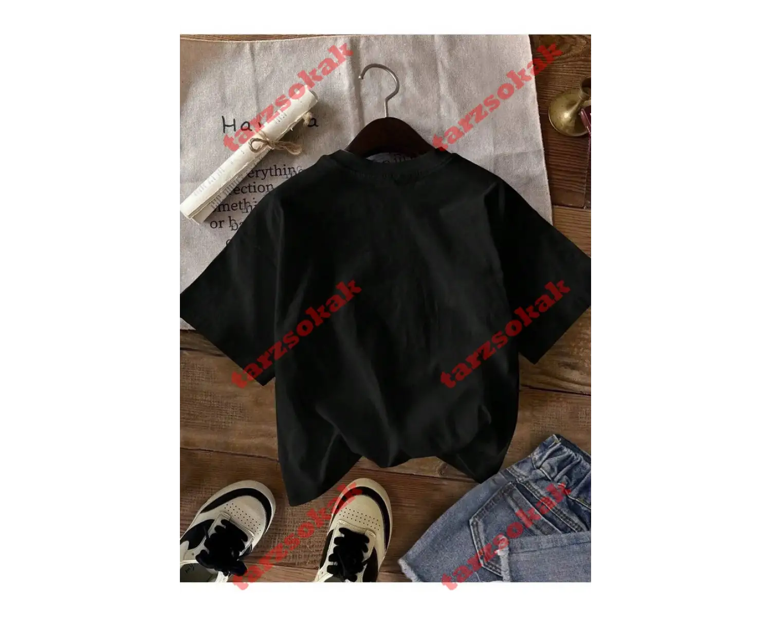 Urban Pop Graphic Kadın Tişört KoleksiyonuKod 5229