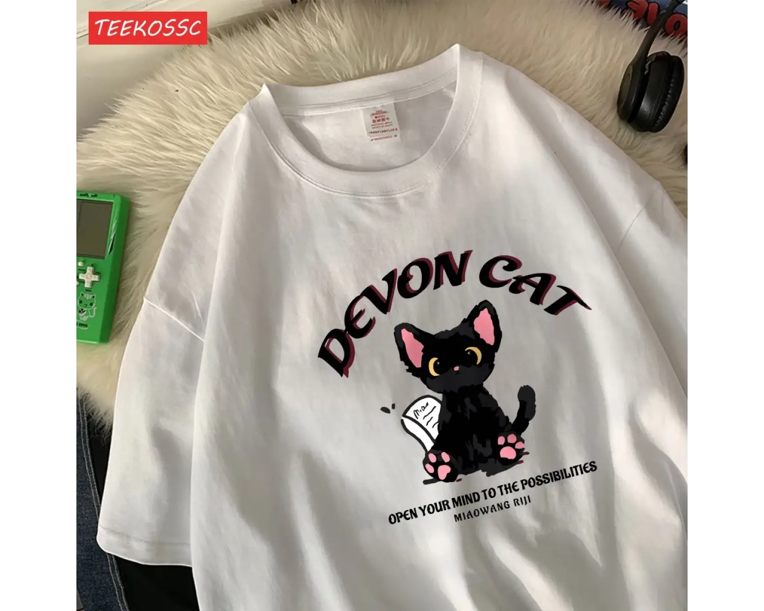 Urban Pop Graphic Kadın Tişört KoleksiyonuKod 5240