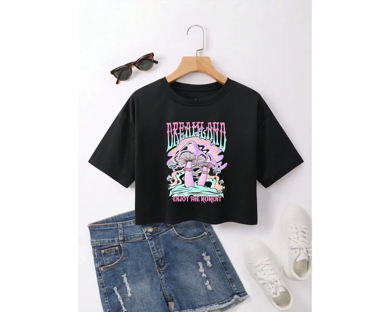 Urban Pop Graphic Kadın Tişört KoleksiyonuKod 5244