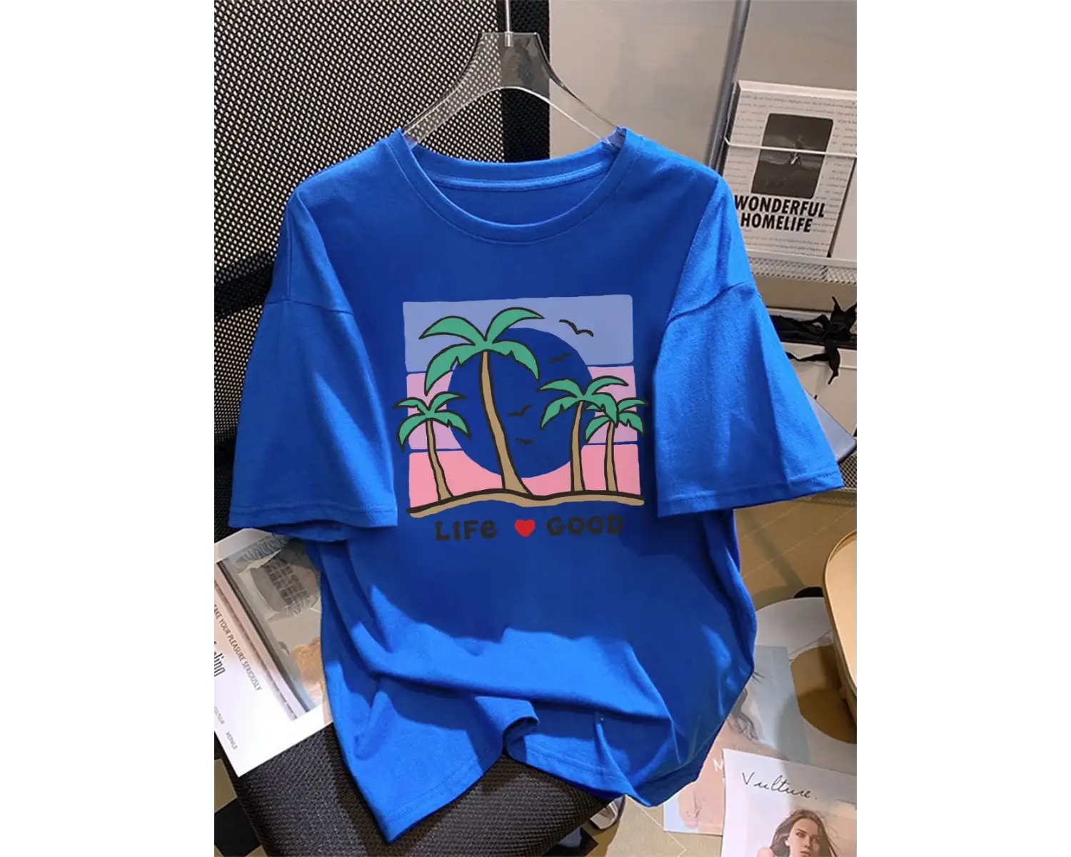 Urban Pop Graphic Kadın Tişört KoleksiyonuKod 5247