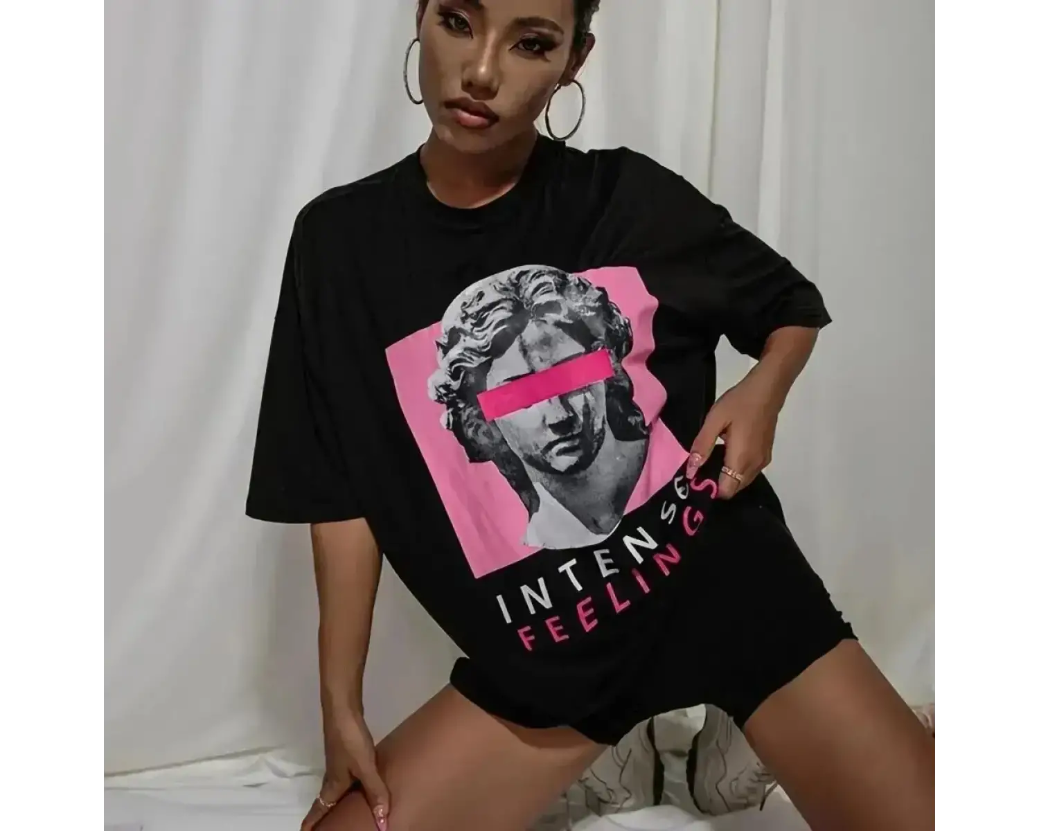 Urban Pop Graphic Kadın Tişört KoleksiyonuKod 5270