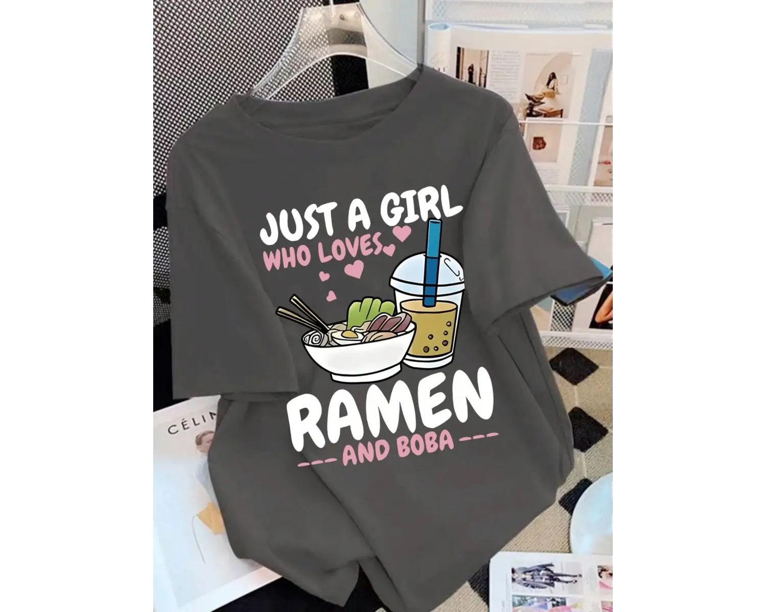 Urban Pop Graphic Kadın Tişört KoleksiyonuKod 5271