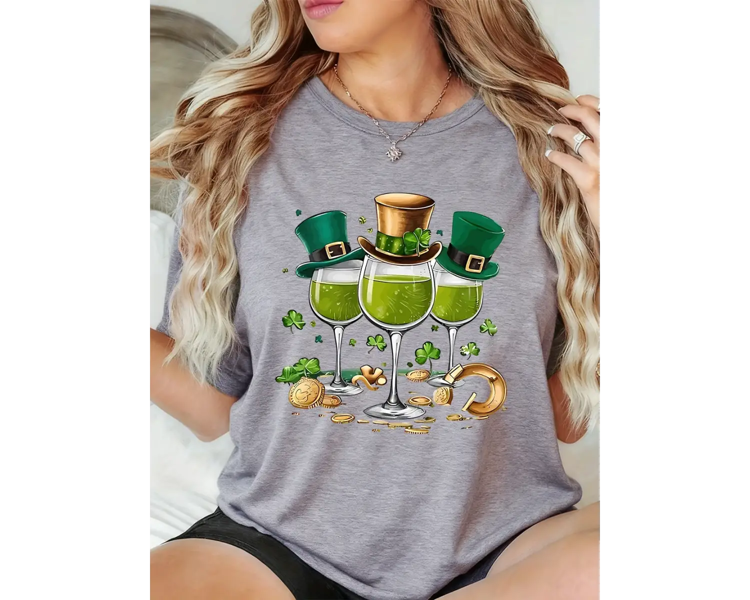 Urban Pop Graphic Kadın Tişört KoleksiyonuKod 5296