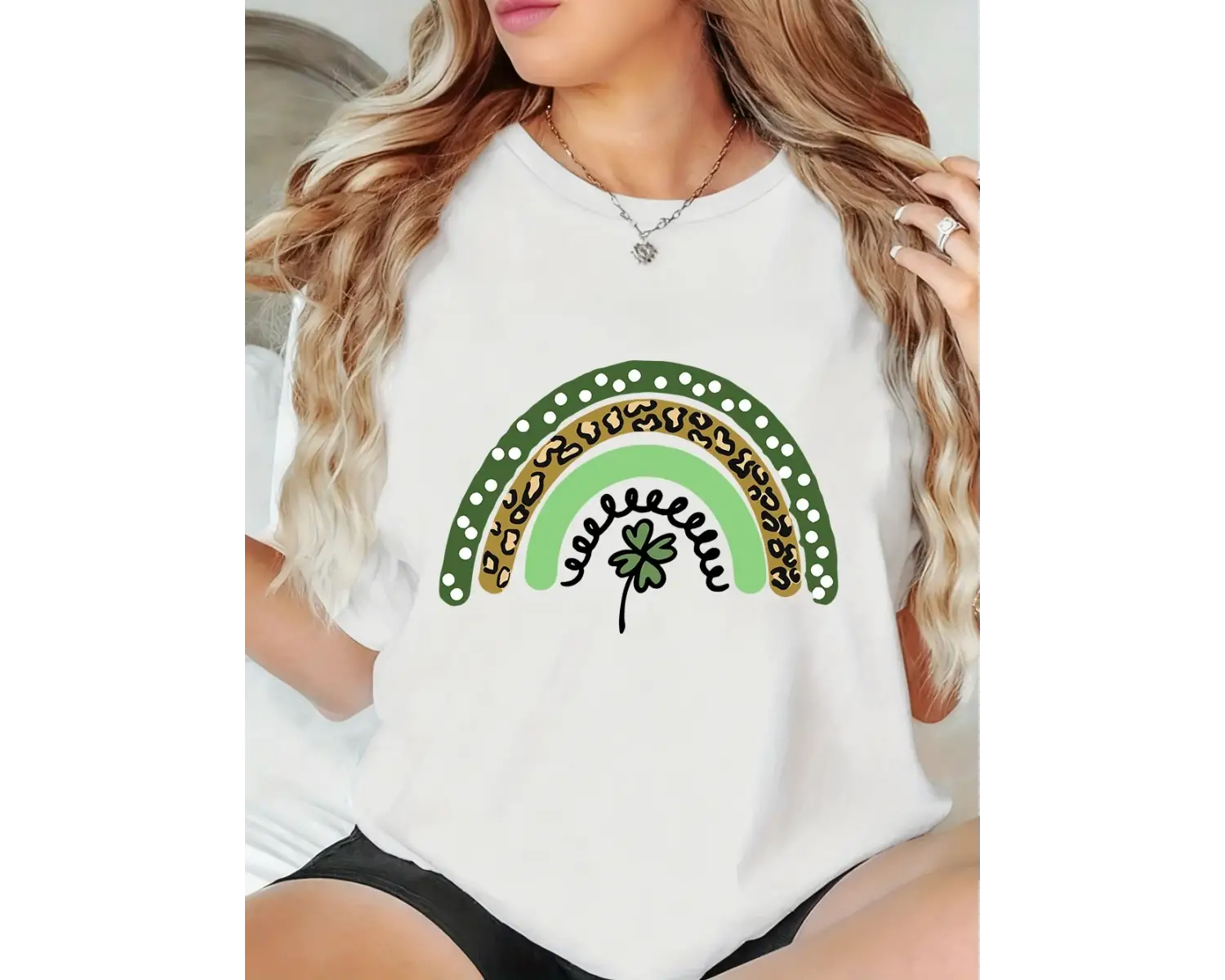 Urban Pop Graphic Kadın Tişört KoleksiyonuKod 5307