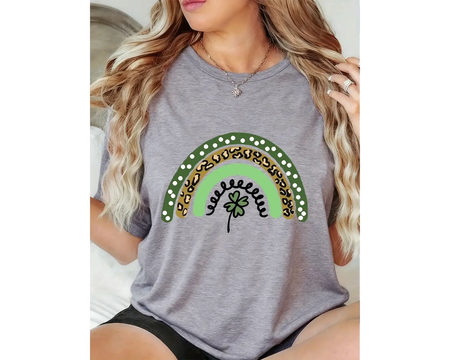 Urban Pop Graphic Kadın Tişört KoleksiyonuKod 5307