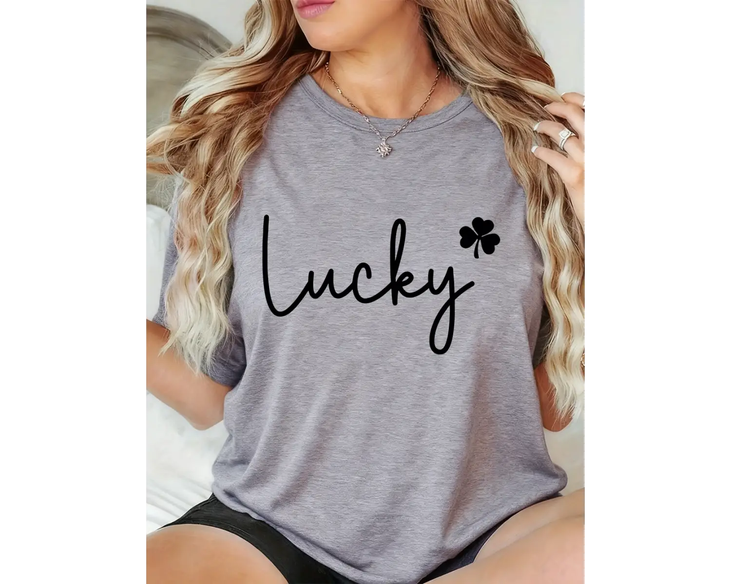 Urban Pop Graphic Kadın Tişört KoleksiyonuKod 5322