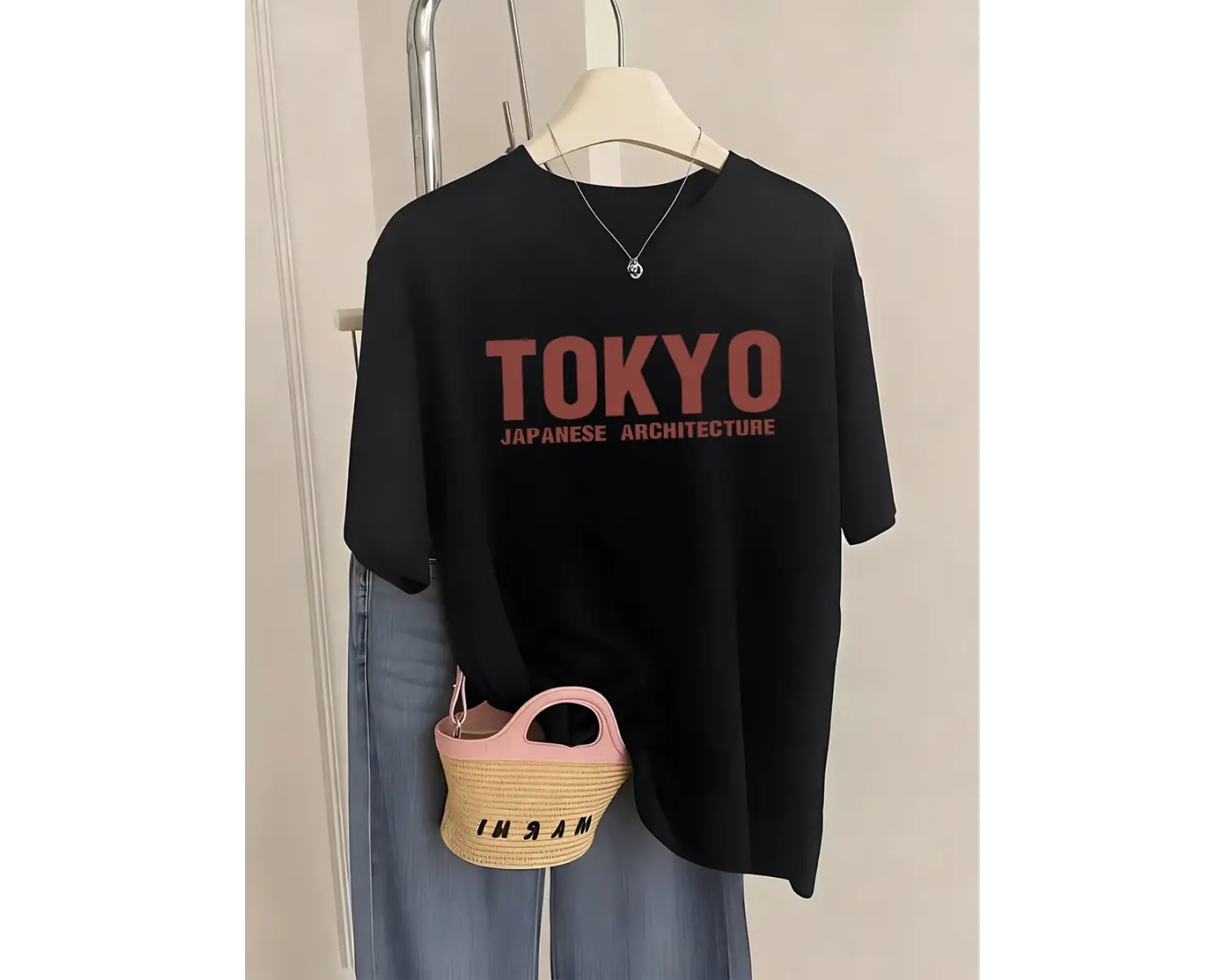 Urban Pop Graphic Kadın Tişört KoleksiyonuKod 5342