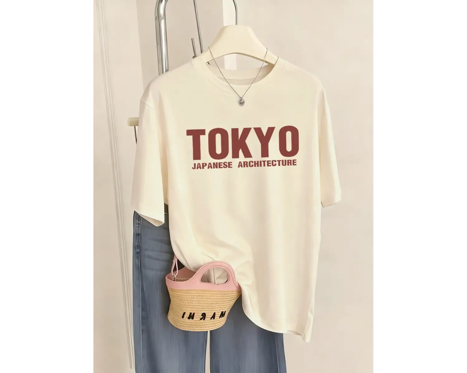 Urban Pop Graphic Kadın Tişört KoleksiyonuKod 5342