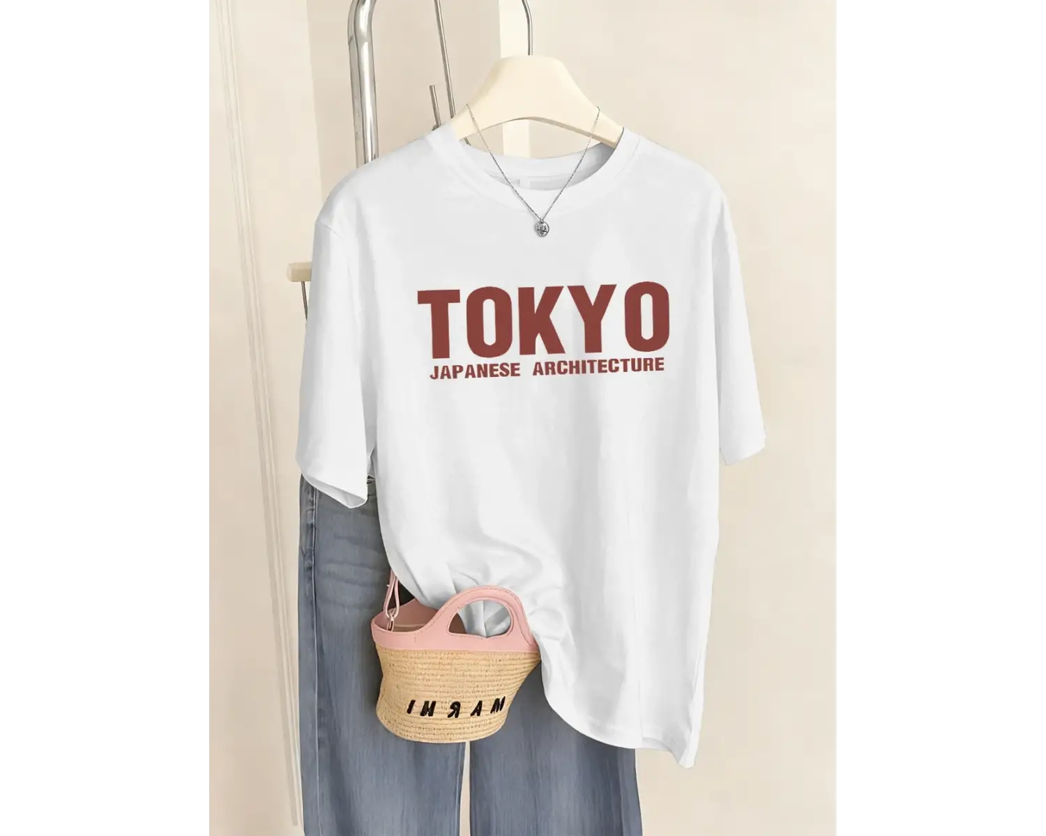 Urban Pop Graphic Kadın Tişört KoleksiyonuKod 5342