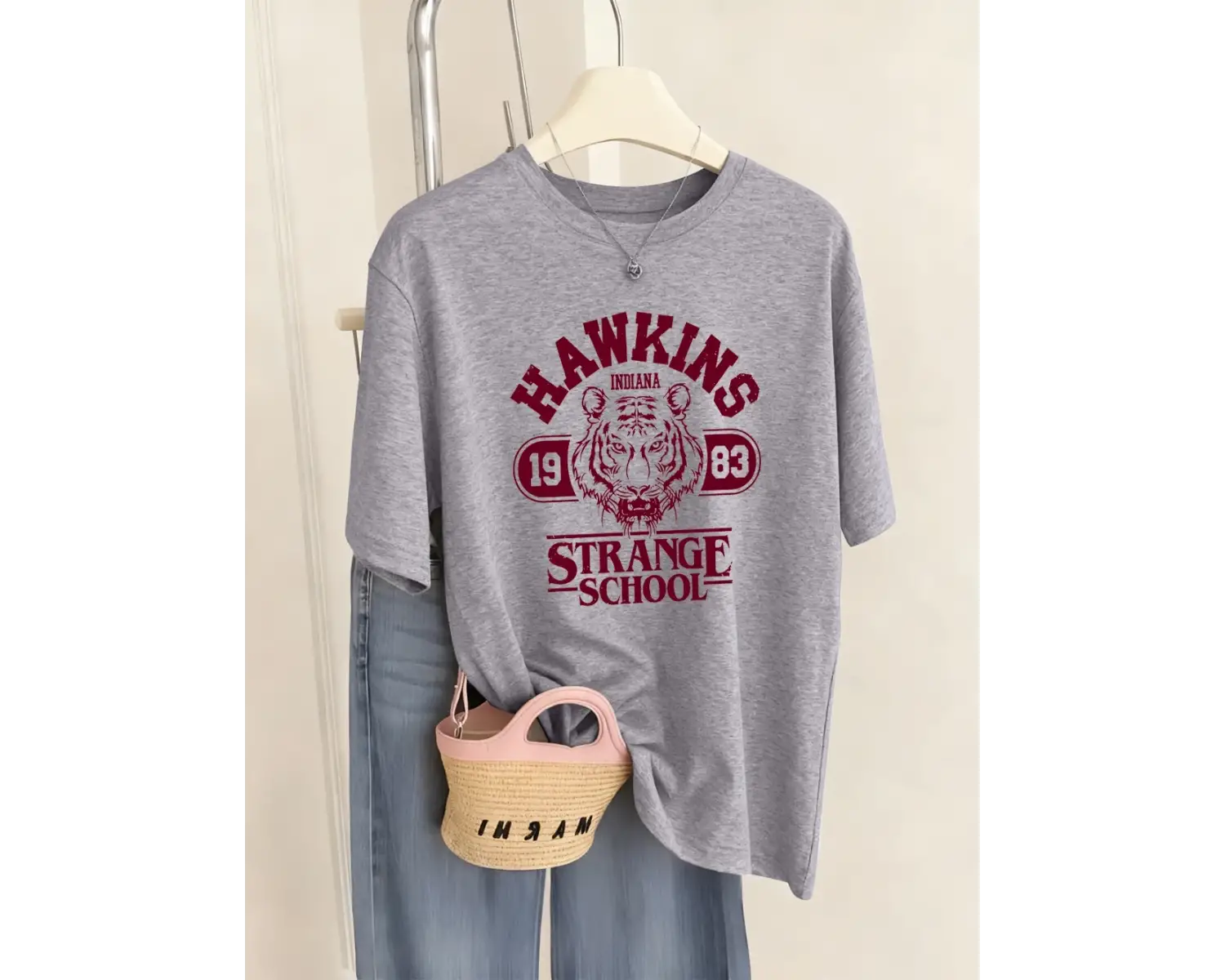 Urban Pop Graphic Kadın Tişört KoleksiyonuKod 5343