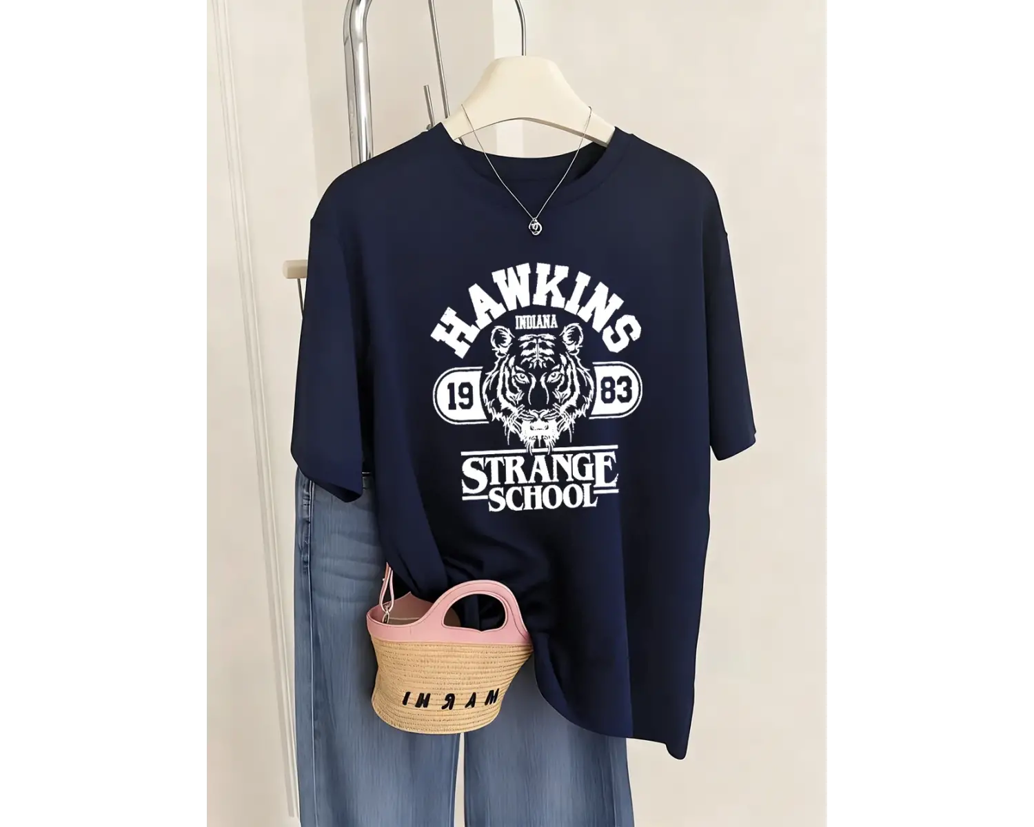 Urban Pop Graphic Kadın Tişört KoleksiyonuKod 5343