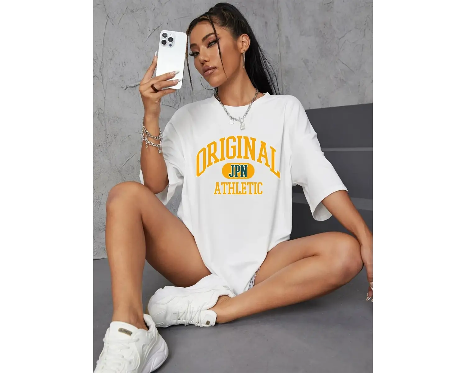 Urban Pop Graphic Kadın Tişört KoleksiyonuKod 5374