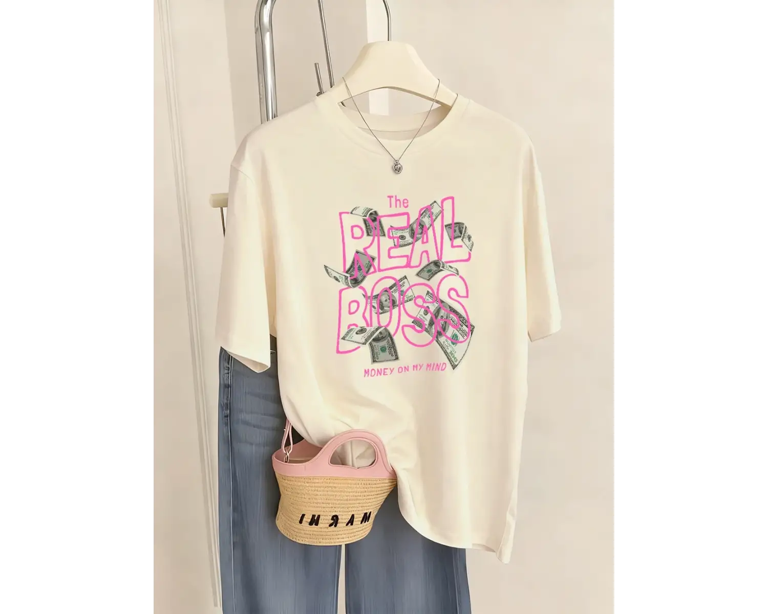 Urban Pop Graphic Kadın Tişört KoleksiyonuKod 5375