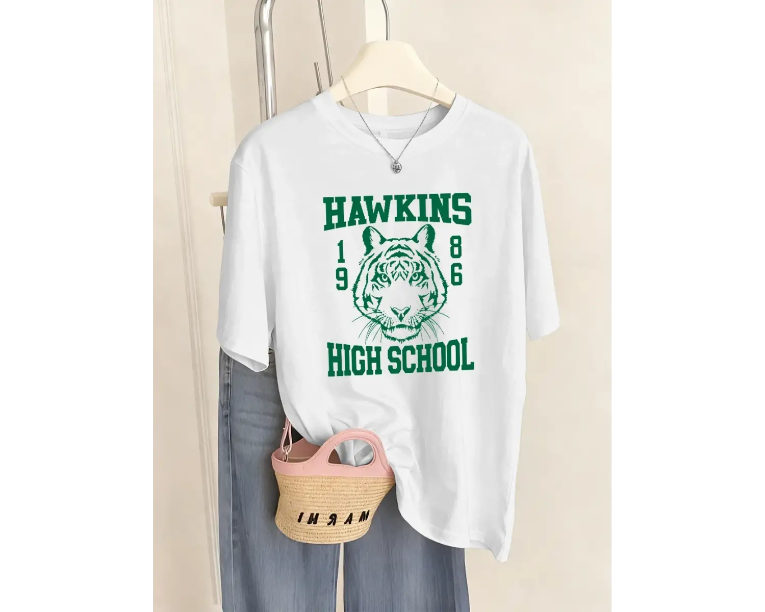 Urban Pop Graphic Kadın Tişört KoleksiyonuKod 5376